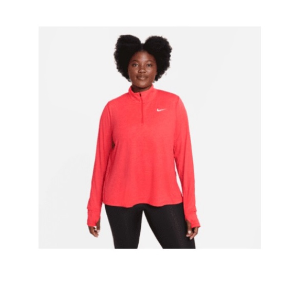 Nike Women’s 1/2 Zip Running Top color is Chile Red Magic Ember heather